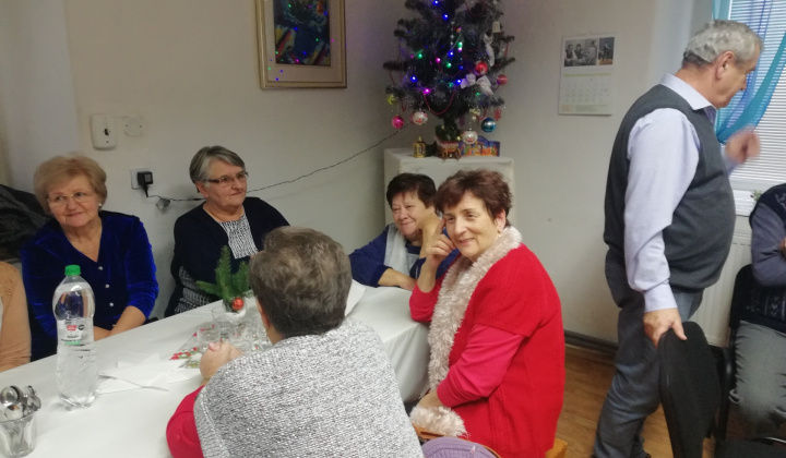 2. fotografia fotogalérie Fotogaléria / Vianočné posedenie členov ZO-SZZP