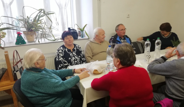6. fotografia fotogalérie Fotogaléria / Vianočné posedenie členov ZO-SZZP